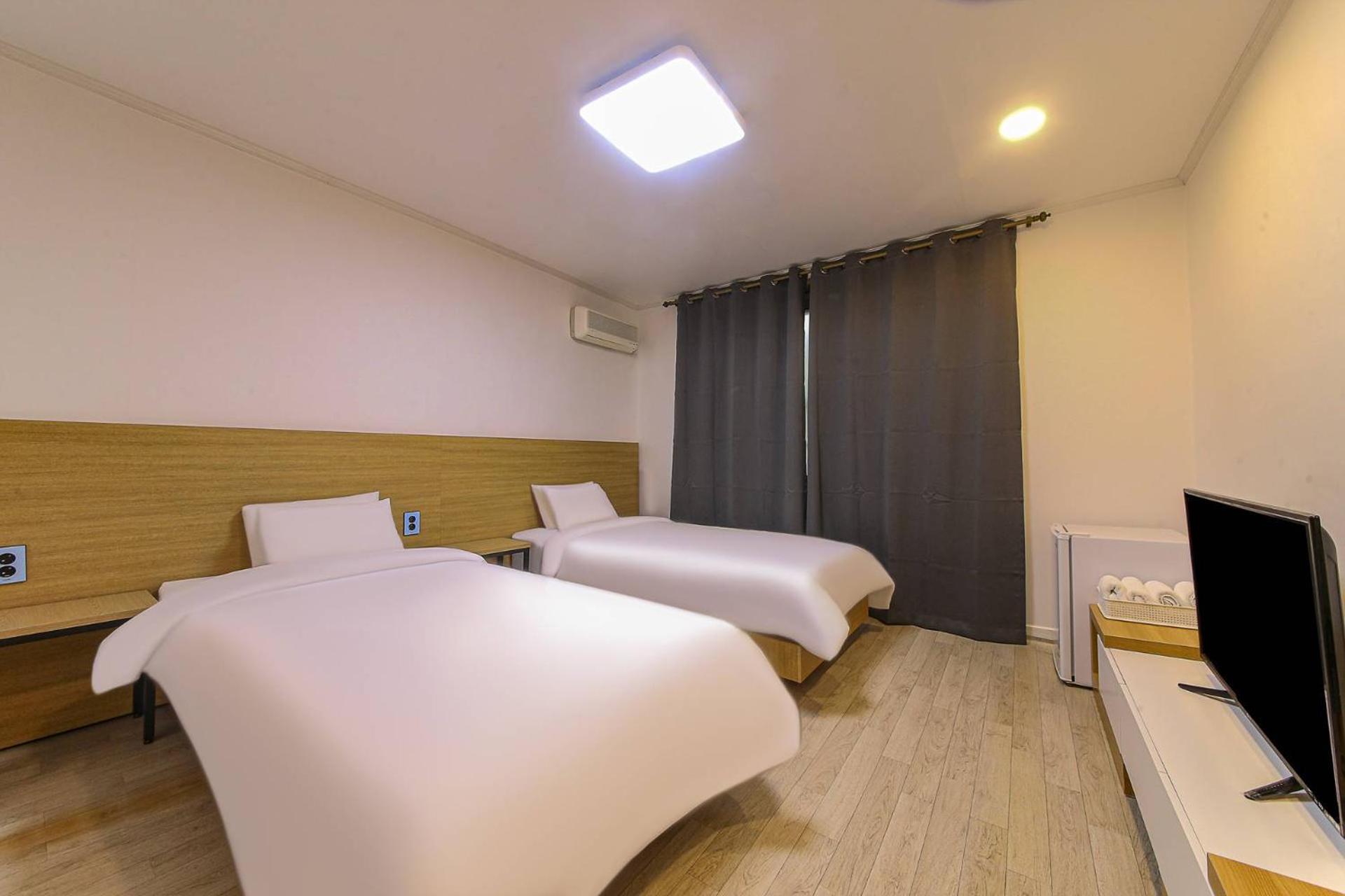 Seorak Hot Spring Mammoth Resotel Sokcho Exterior photo